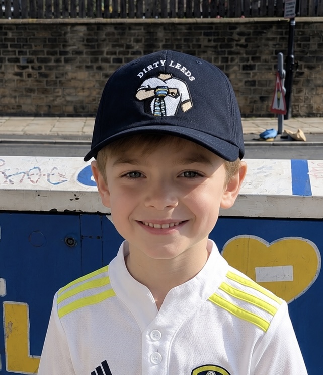 Dirty Leeds® Original Logo Navy Junior Baseball Cap – lifestyle image.